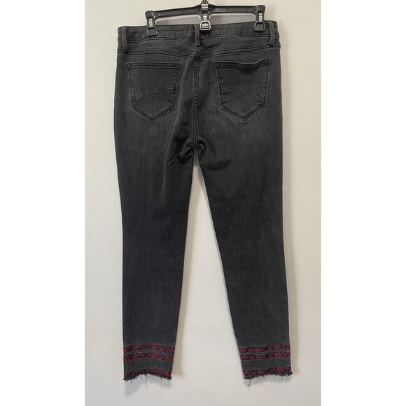 Driftwood Jackie Size 29 Embroidered Washed Black Grey Jeans Raw Hem Ankle Boho - Picture 5 of 11